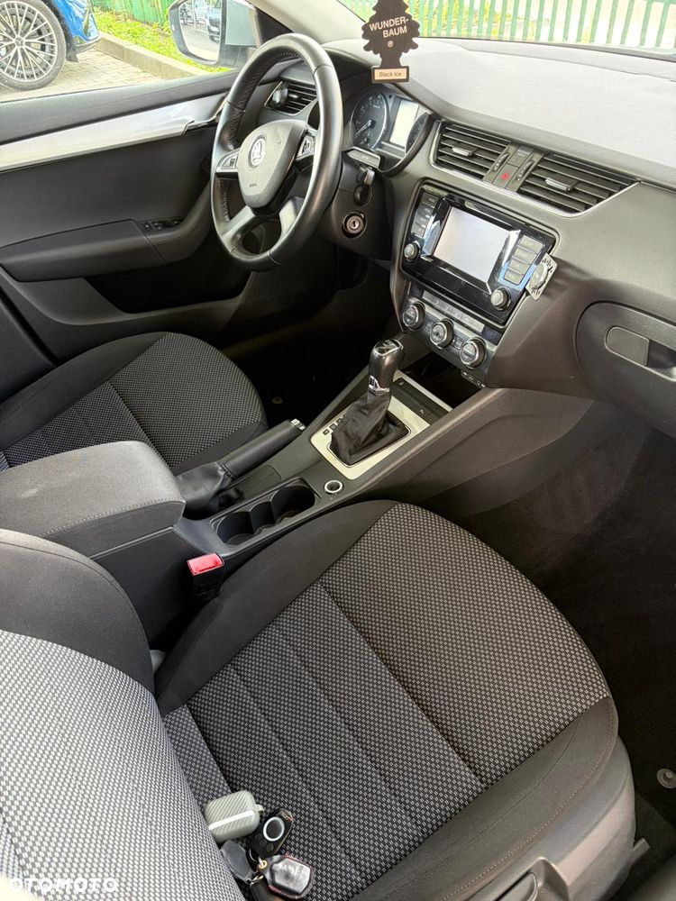 Skoda Octavia 1.4 TSI Edition DSG - 10