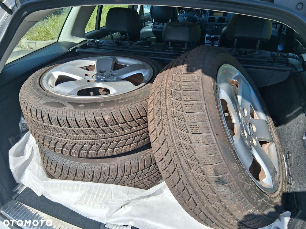 Mercedes-Benz Klasa C 200 CDI BlueEff Avantgarde - 15