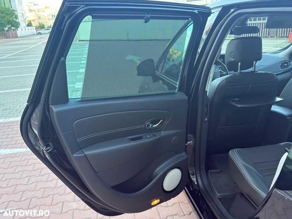 Renault Scenic - 11
