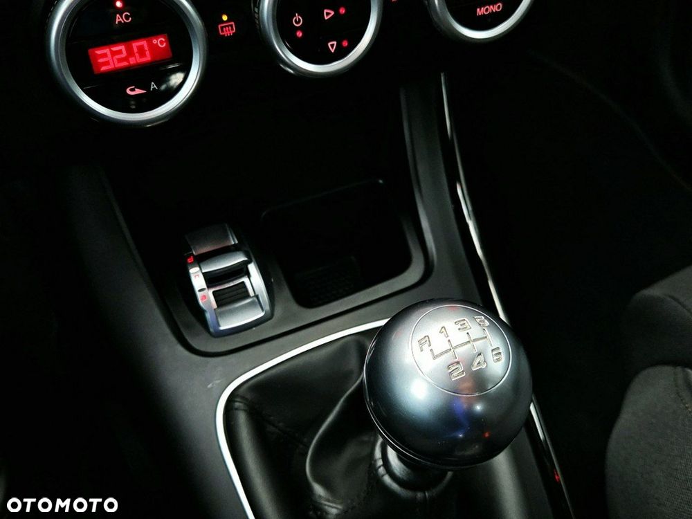 Alfa Romeo Giulietta 1.6 JTDM 16V Turismo - 14