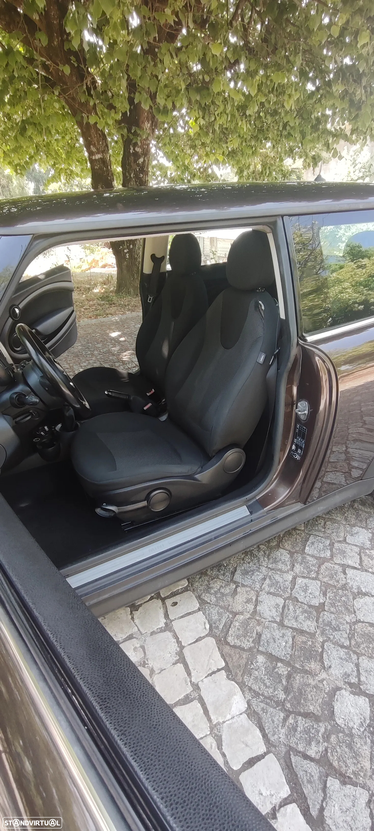 MINI 3 Portas One 1.6 - 18