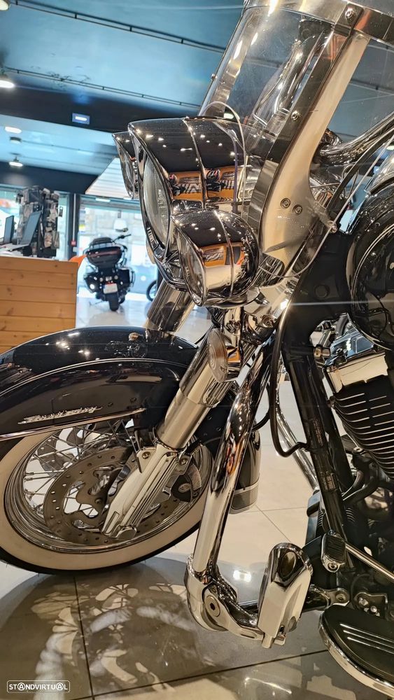 Harley-Davidson Road King Classic - 8