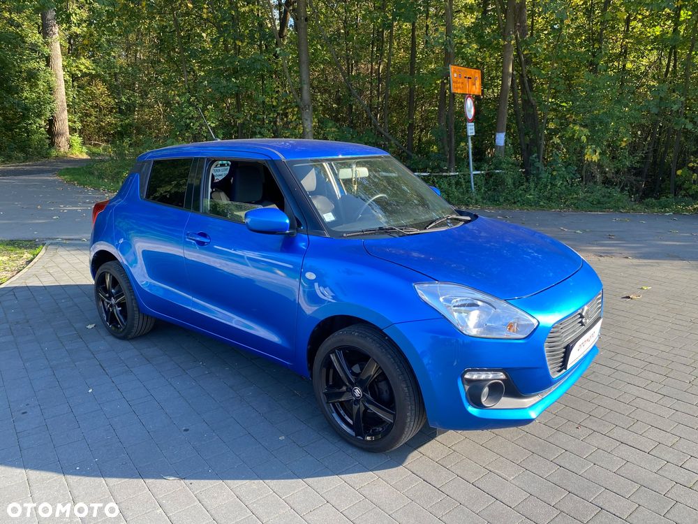 Suzuki Swift 1.2 Premium Plus - 3