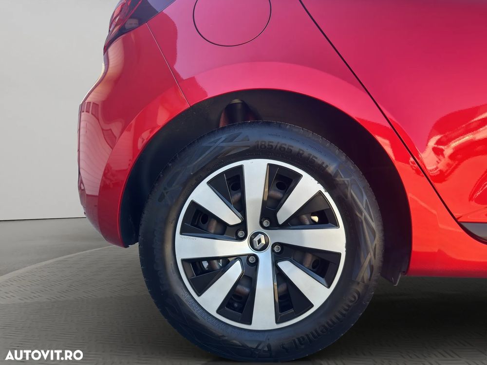 Renault Clio - 18
