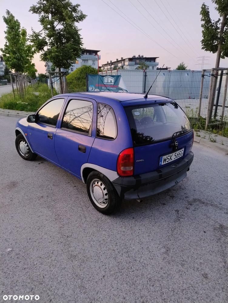 Opel Corsa 1.0 City 12v - 8