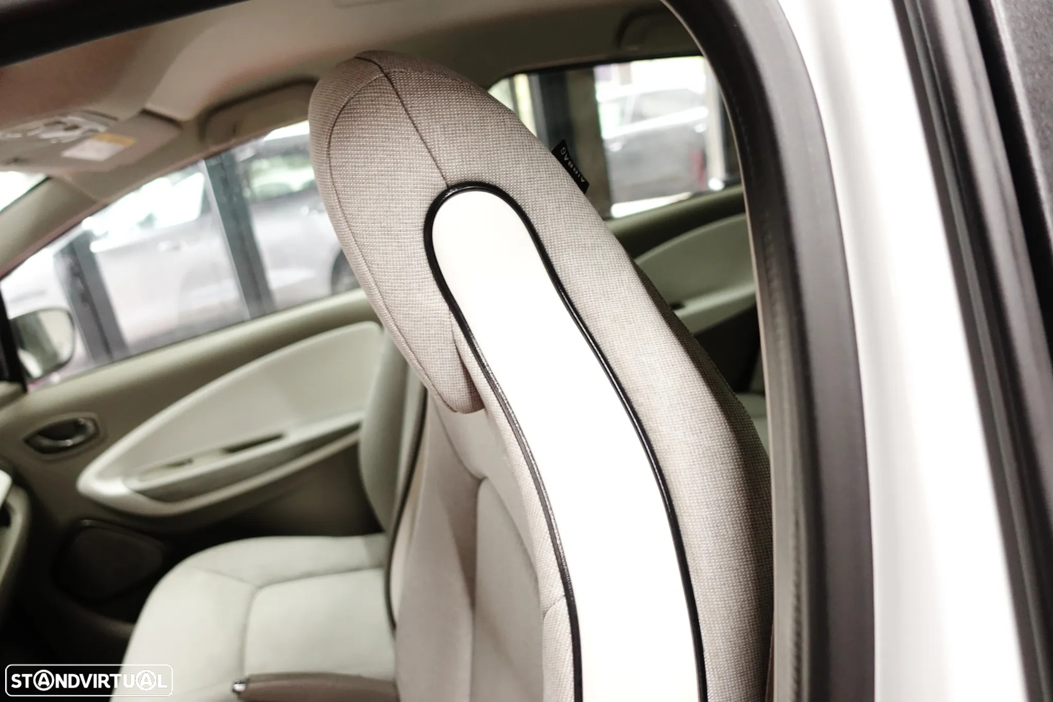 Renault Zoe (c/ Bateria) Limited 40 - 36