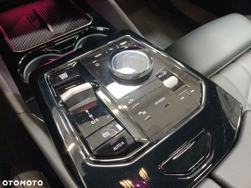 BMW Seria 5 - 16
