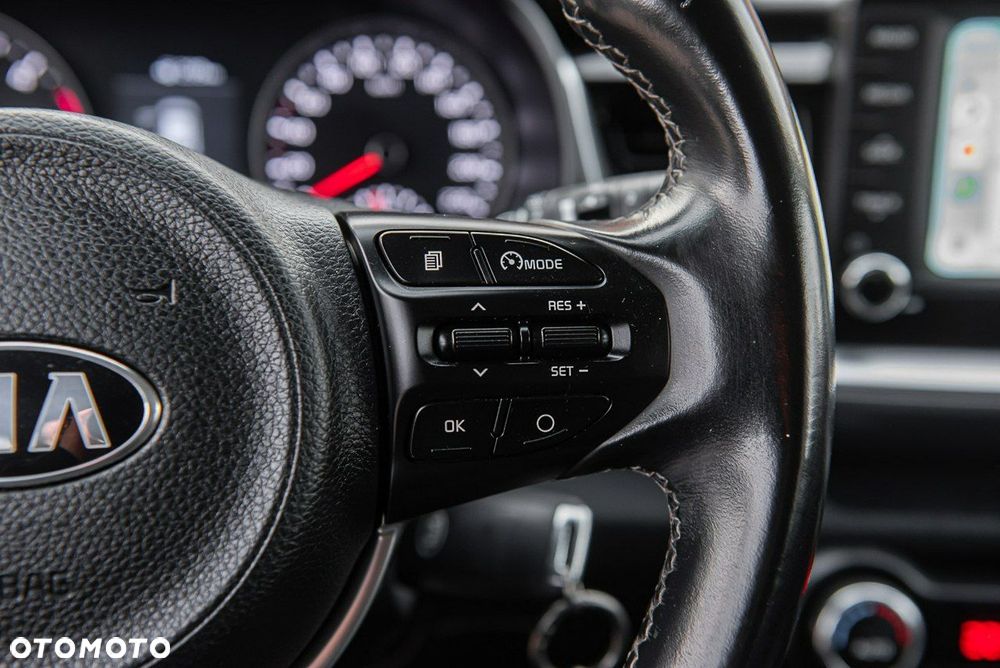 Kia Stonic 1.6 CRDi SCR XL - 25