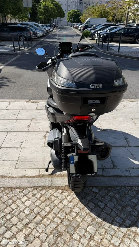 Honda ADV - 6