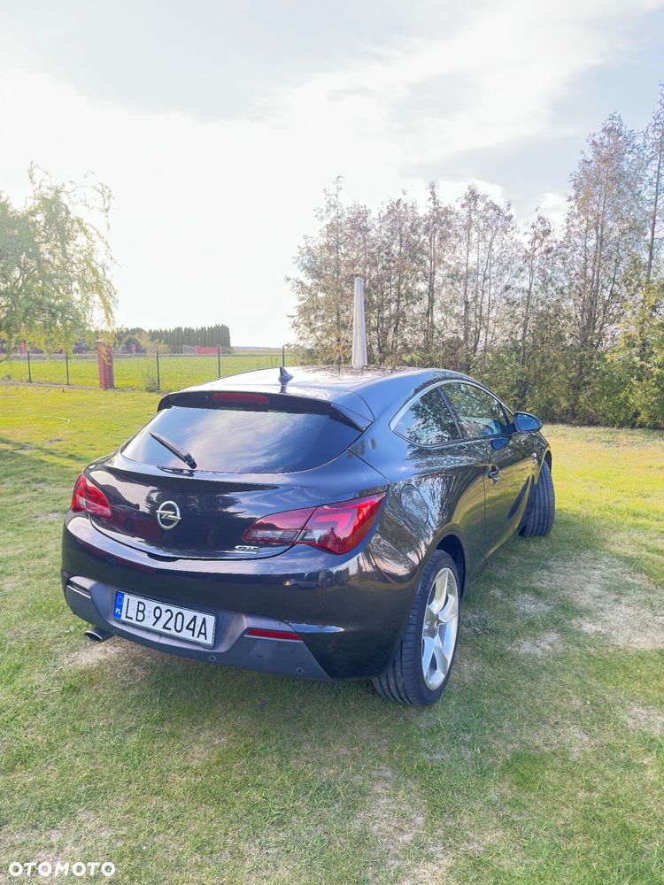 Opel Astra 1.6 Turbo Innovation - 11