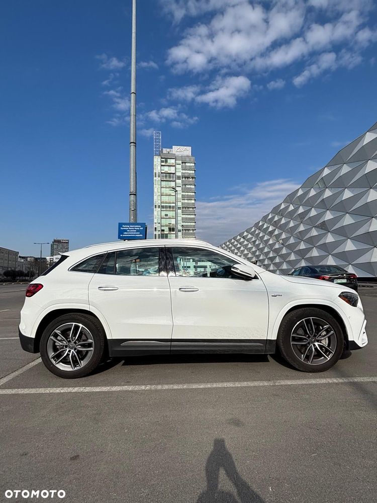 Mercedes-Benz GLA AMG 35 4-Matic - 11