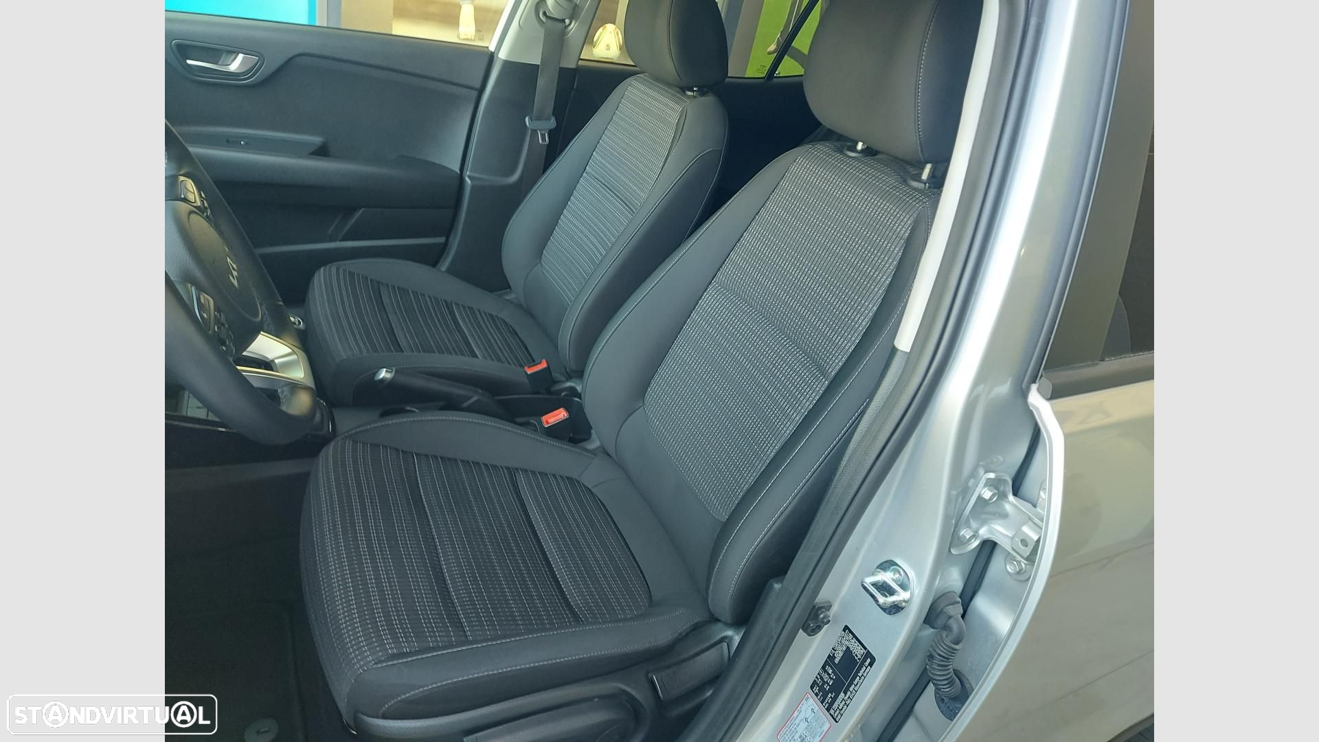 Kia Stonic 1.0 T-GDI Drive - 9