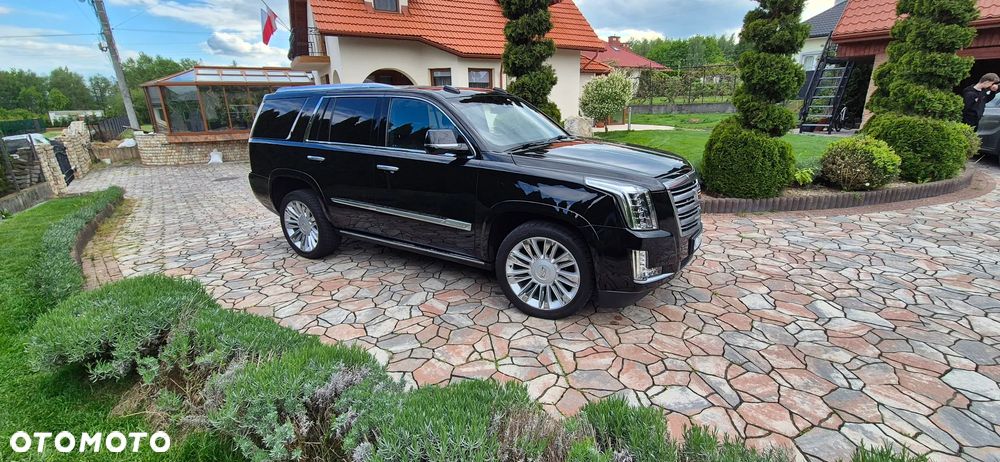 Cadillac Escalade 6.2 V8 AWD AT Platinum - 1