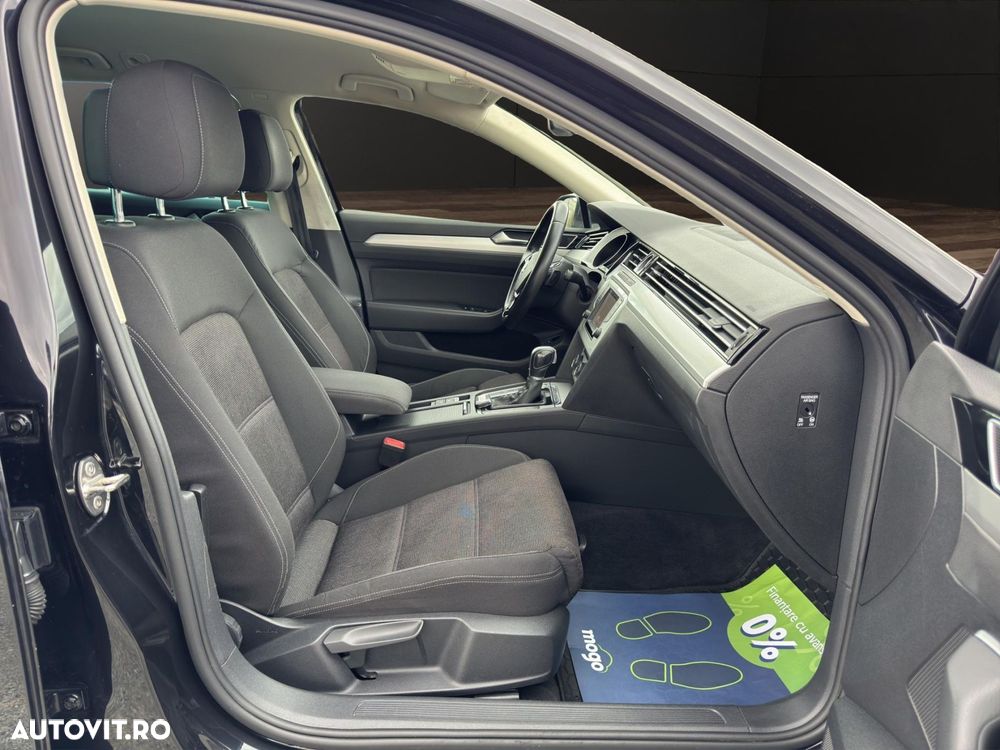 Volkswagen Passat - 11