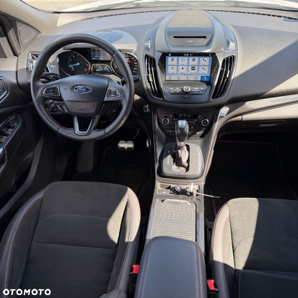 Ford Kuga - 21