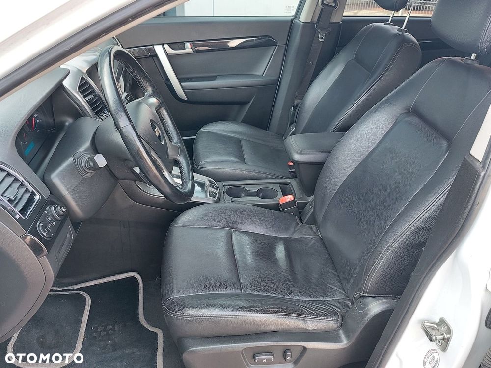 Chevrolet Captiva - 14