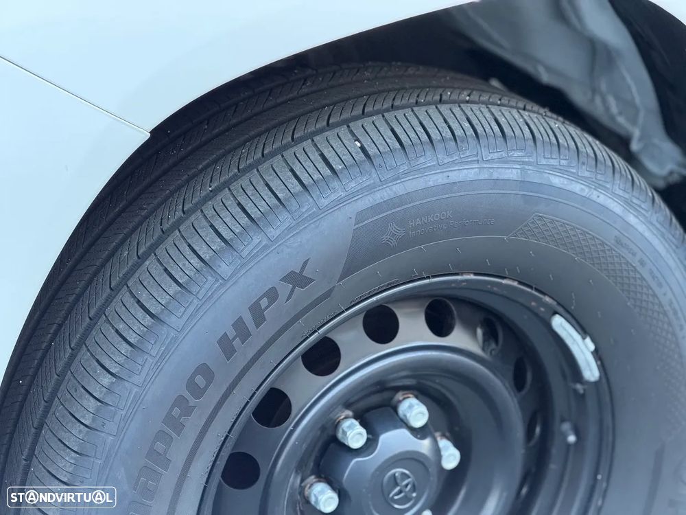 Toyota Hilux 2.4 D-4D CD 5L - 25