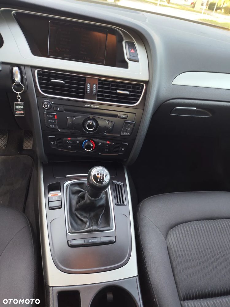 Audi A4 Avant 2.0 TDI - 11