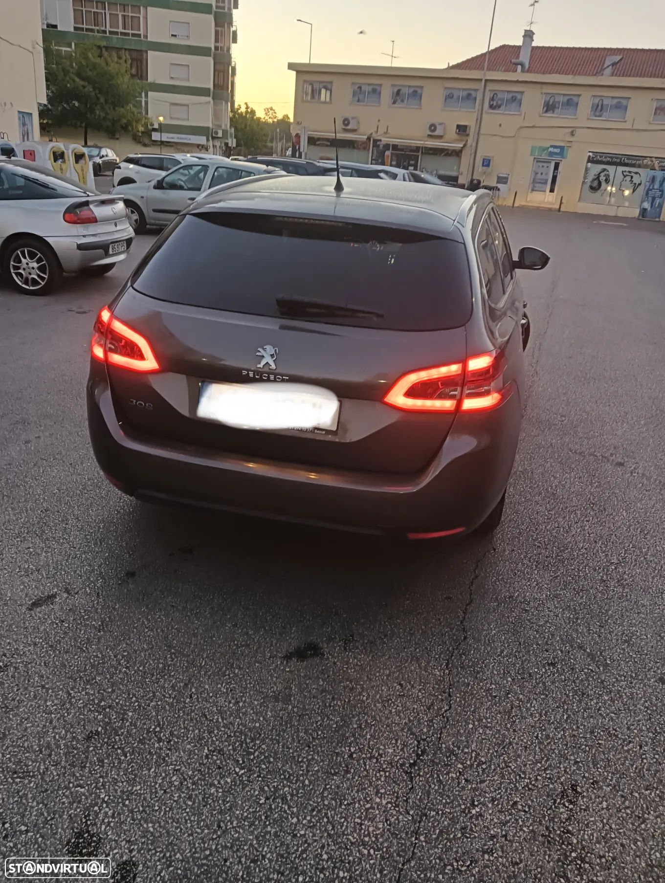 Peugeot 308 1.2 PureTech Style - 1