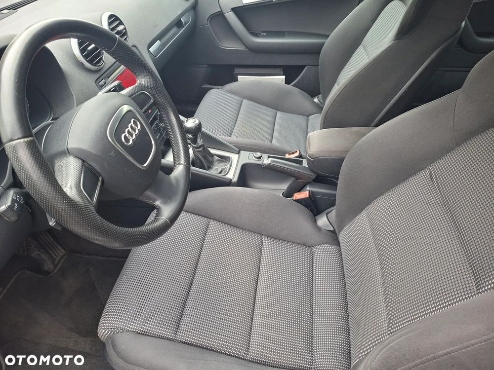 Audi A3 Sportback - 12
