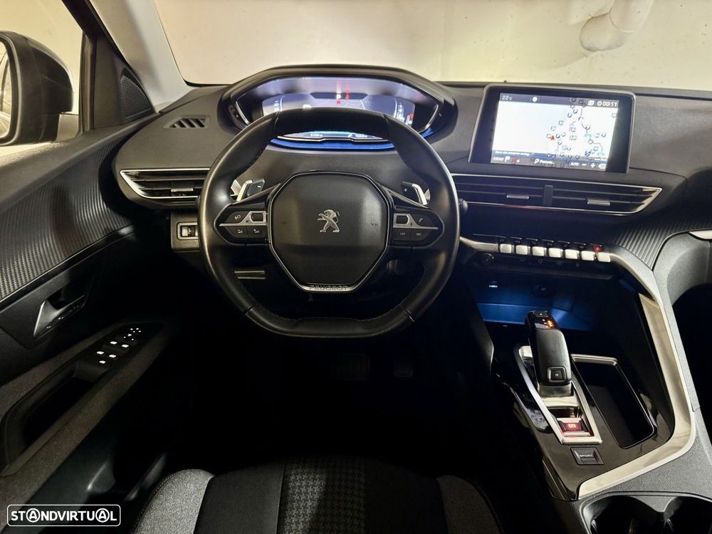 Peugeot 3008 1.2 PureTech Allure EAT8 — fotografia 14