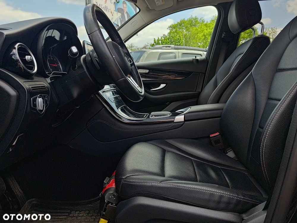 Mercedes-Benz GLC 220 d 4-Matic - 13