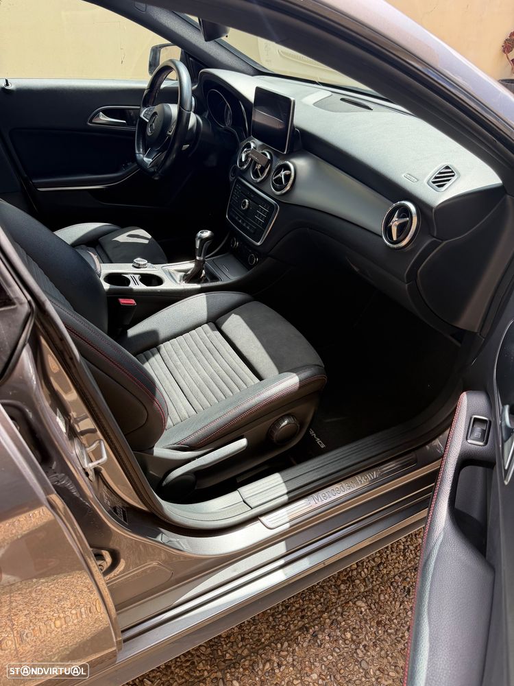 Mercedes-Benz CLA 180 (CDI) d AMG Line - 18