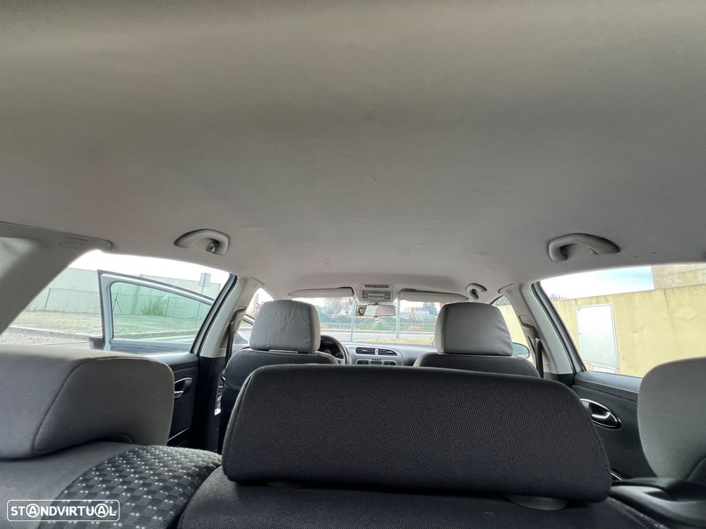 SEAT Leon 1.4 16V Reference - 19