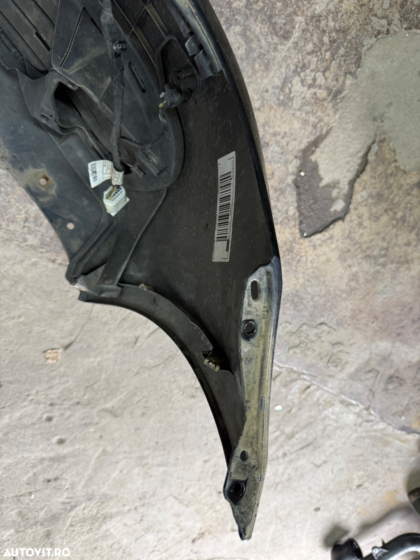 Bara fata completa BMW seria 5 F10-F11 LCI facelift an 2013-2016 cu 4 senzori si gauri spalatoare - 10
