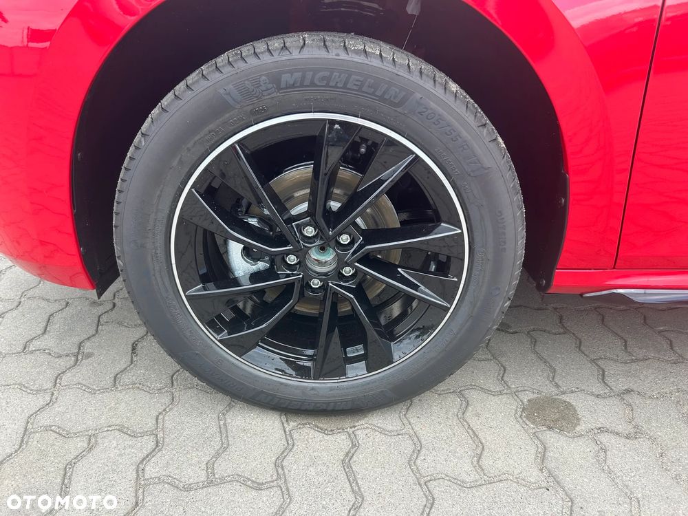 Skoda Kamiq 1.5 TSI Monte Carlo DSG - 9