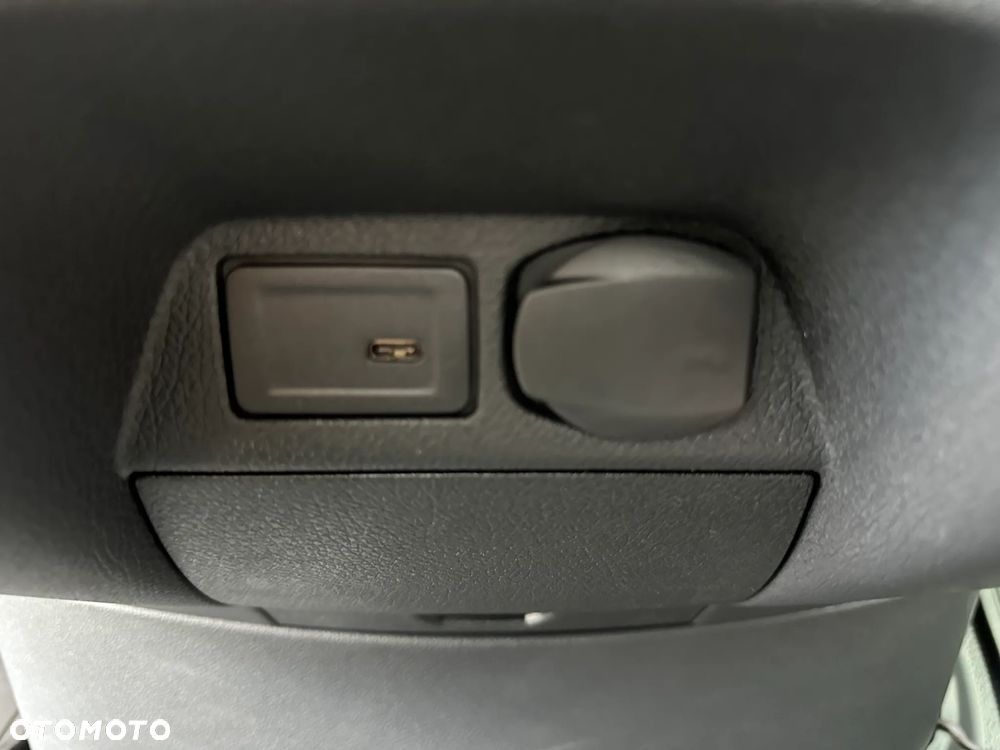Mercedes-Benz Sprinter - 19