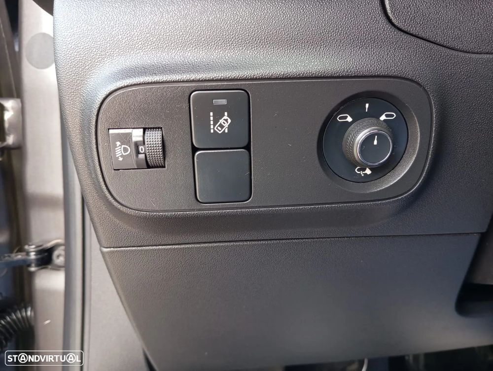 Citroën C3 1.5 BlueHDi Shine - 13