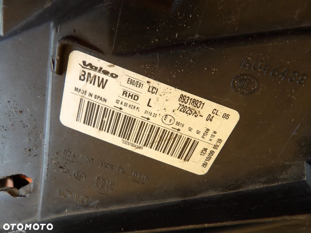 BMW - E90 - H7 - LIFT - PĘKNIĘTA OBUDOWA - LEWA LAMPA PRZEDNIA - UK - 7202575 - 9