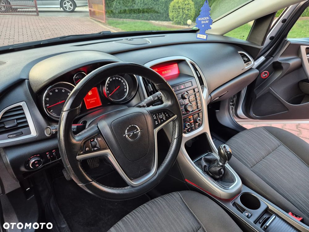 Opel Astra - 10