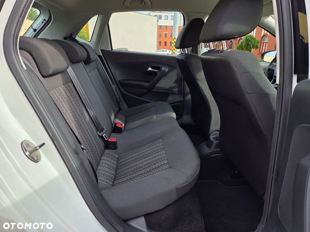 Volkswagen Polo 1.0 Comfortline - 20