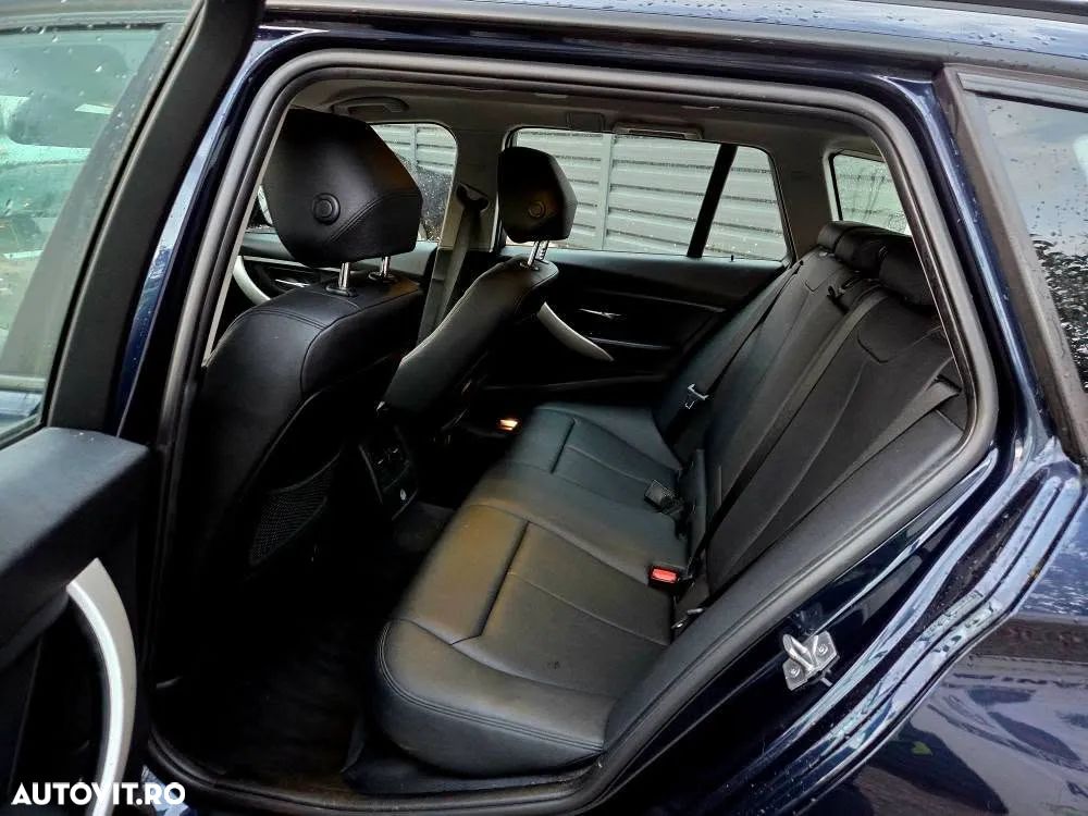 BMW Seria 3 318d Touring Blue Performance - 18