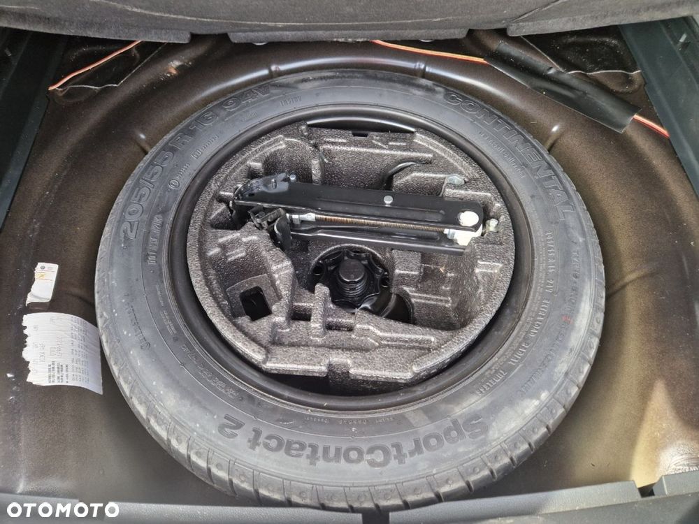 Skoda Superb 2.0 TDI DSG Elegance - 20