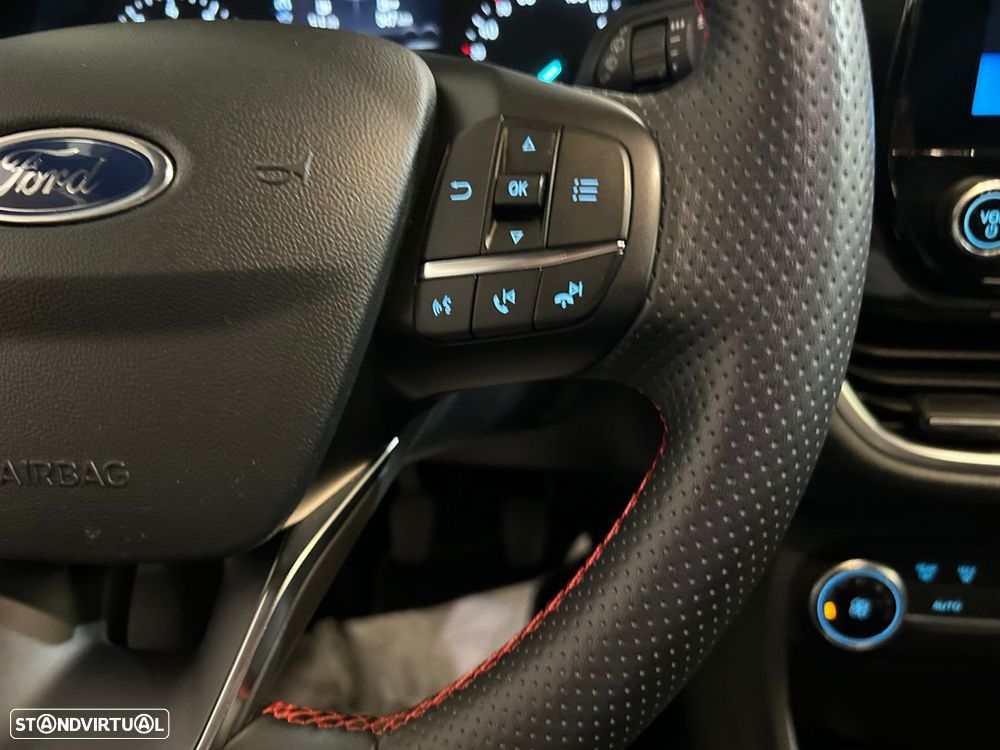 Ford Fiesta 1.0 EcoBoost ST-Line - 26