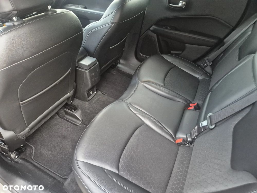 Jeep Compass 1.6 MJD Limited FWD S&S - 23
