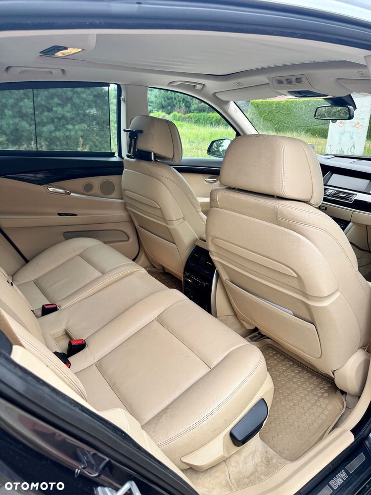 BMW 5GT 530d xDrive - 10