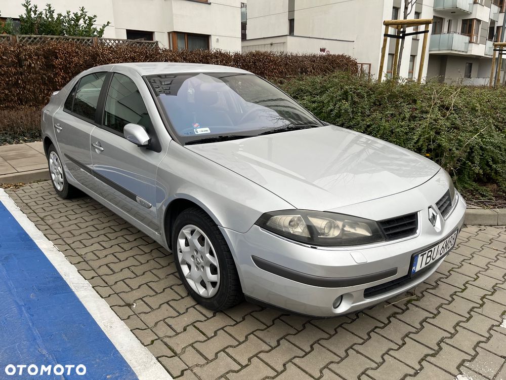 Renault Laguna 1.9 dCi Luxe Dynamique - 4