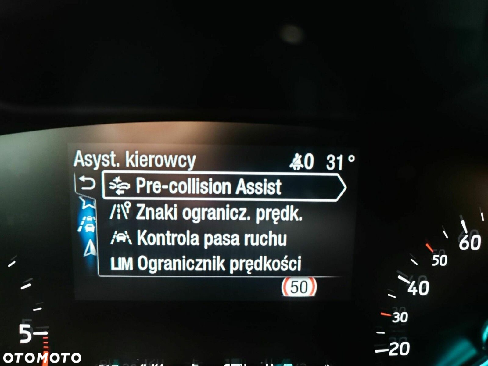Ford Focus 2.0 EcoBlue Titanium Business - 16
