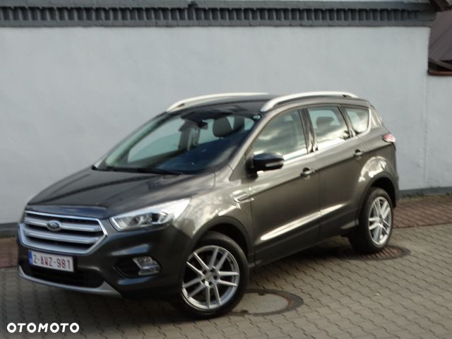 Ford Kuga - 2
