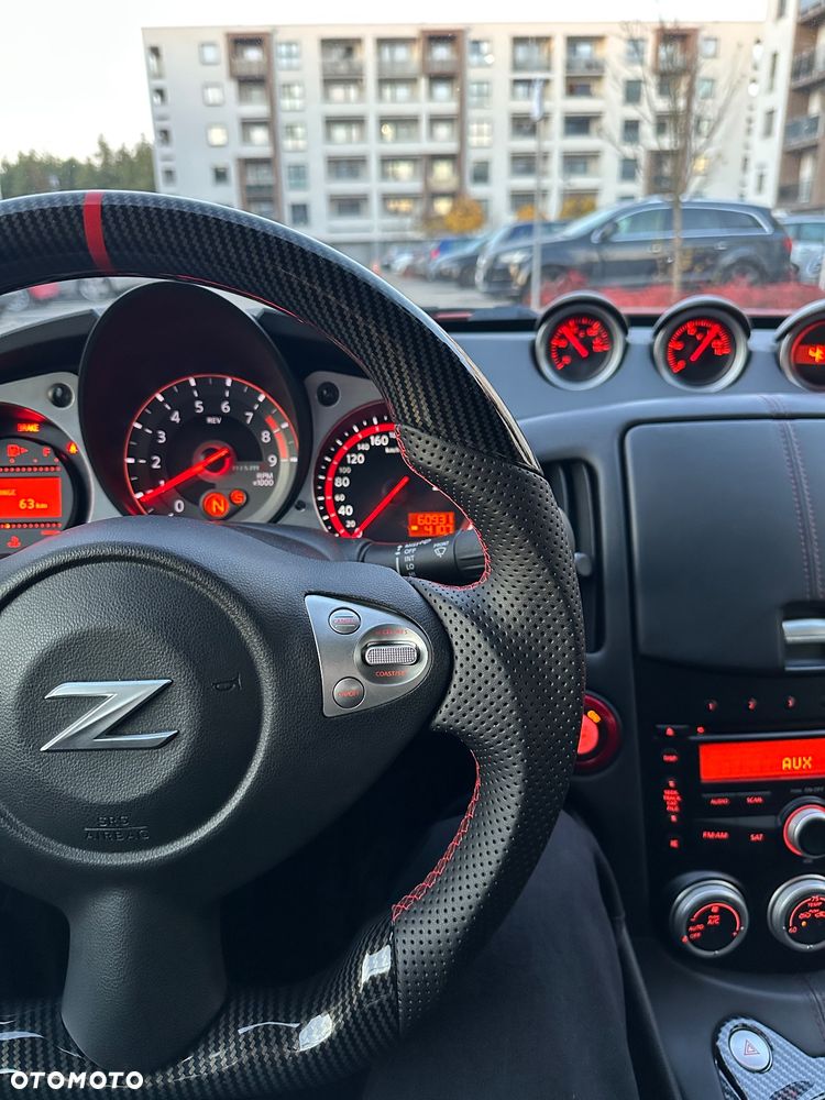 Nissan 370 Z 3.7 V6 Nismo - 9