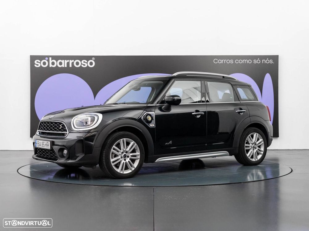 MINI Countryman Cooper SE Premium Essential Auto - 3