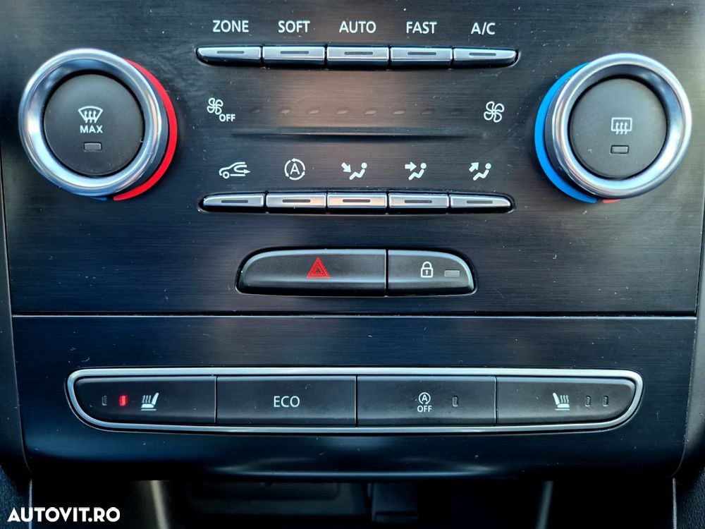 Renault Megane Blue dCi EDC Zen - 28