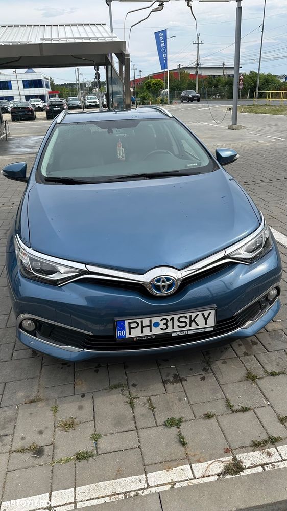 Toyota Auris 1.8 L VVT-i Sol - 1