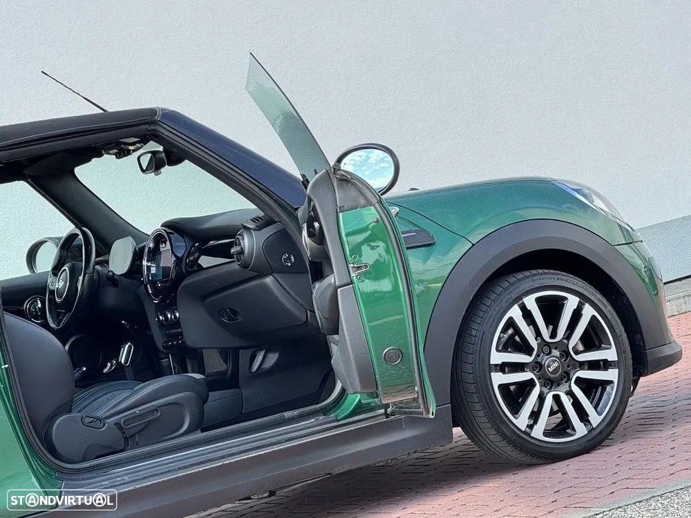 MINI Cabrio Cooper Premium Sidewalk Special Edition Auto - 38