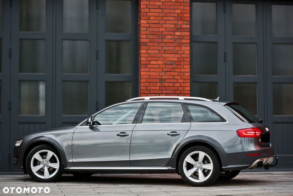 Audi A4 Allroad (clean diesel) 2.0 TDI DPF S tron - 11