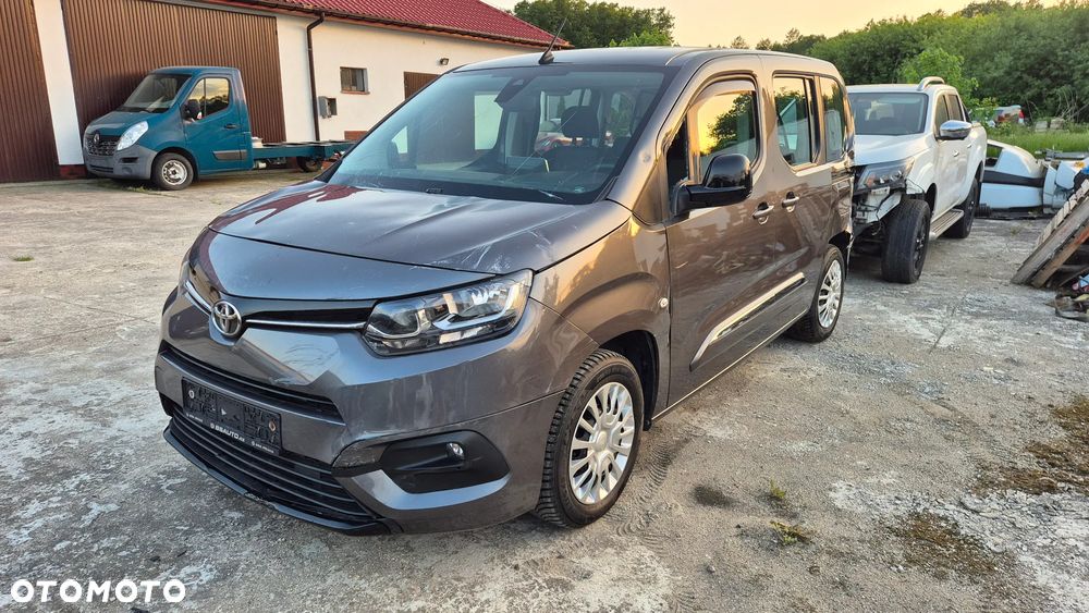 Toyota Proace City 1.2 D-4T Long 2,3t Active (bryg.) - 3